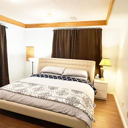 Private Suite With Private Entrance King Bed Richmond Esterno foto