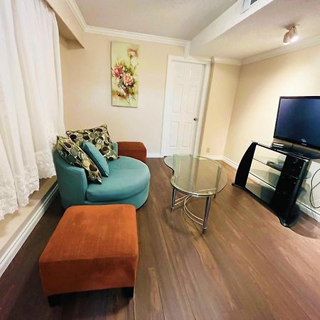 Private Suite With Private Entrance King Bed Richmond Esterno foto