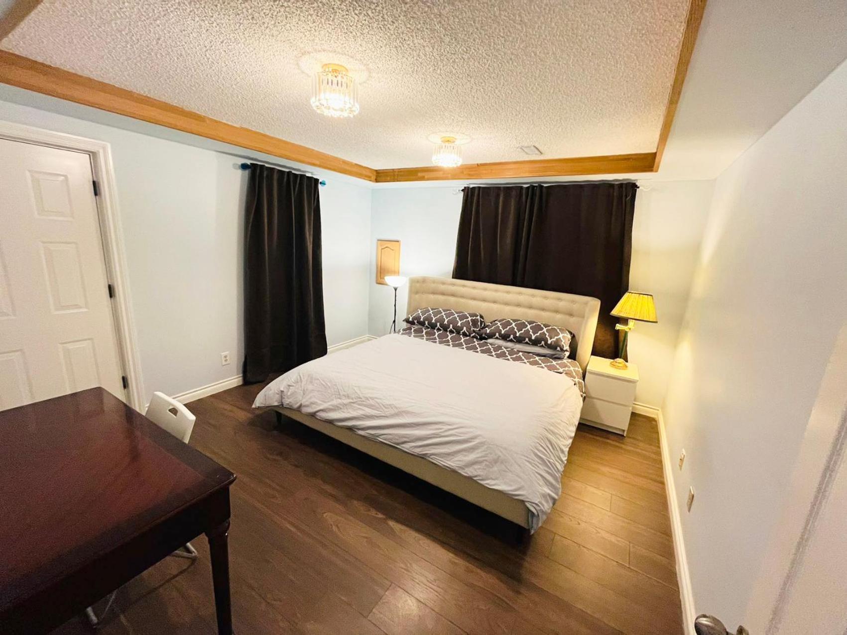 Private Suite With Private Entrance King Bed Richmond Esterno foto