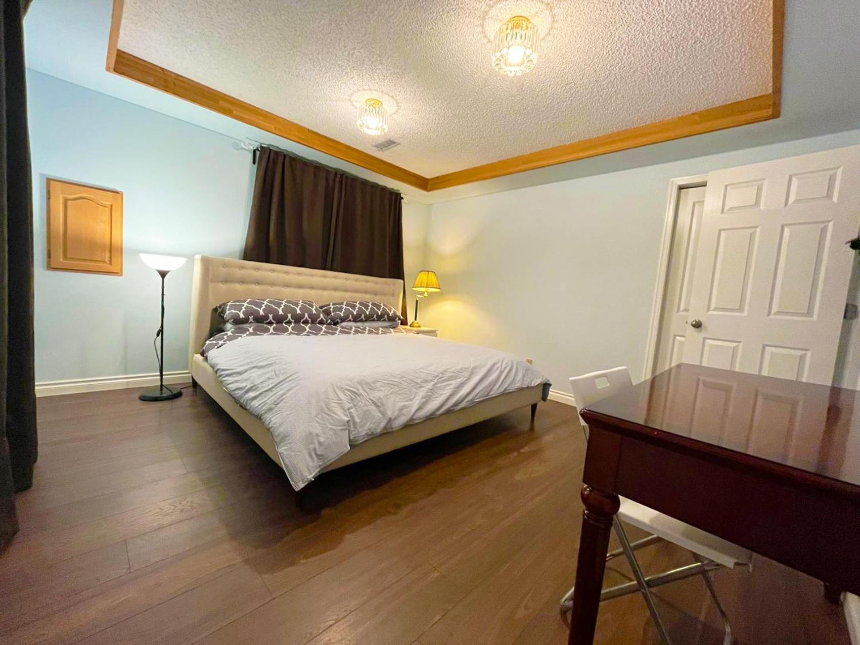 Private Suite With Private Entrance King Bed Richmond Esterno foto